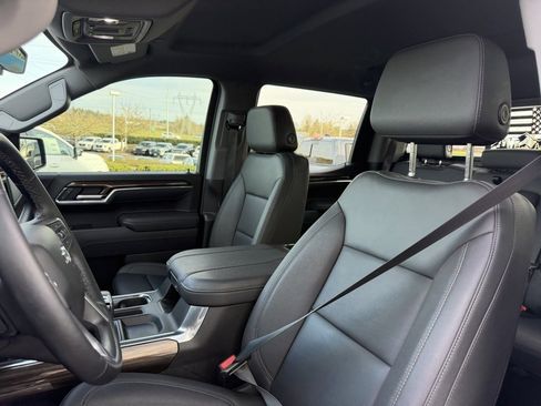 Used 2025 Chevrolet Silverado 1500 LT Trail Boss w/ LT Trail Boss Premium Package image 16