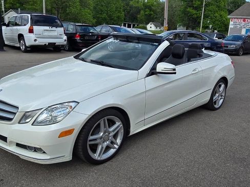 Used 2011 Mercedes-Benz E 350 Cabriolet w/ Premium 1 Pkg image 2