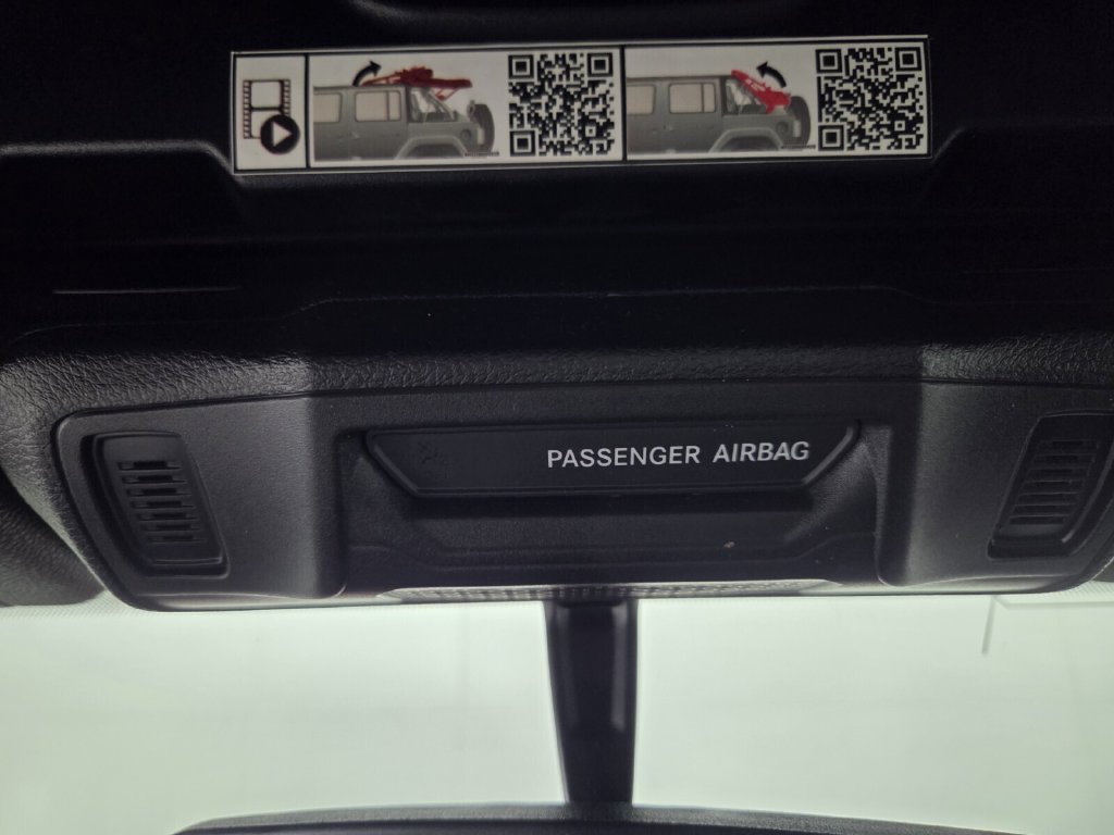 Used 2024 Jeep Wrangler Unlimited Sport AWD/4WD image 16