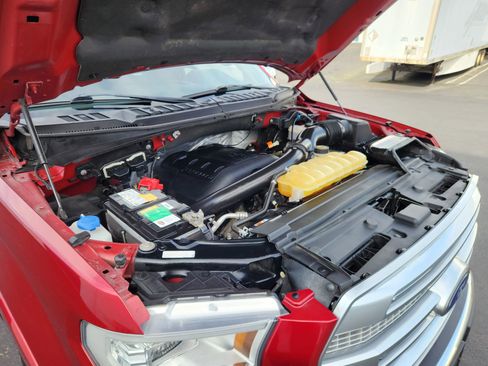 Used 2015 Ford F150 Platinum w/ Equipment Group 701A Luxury image 22