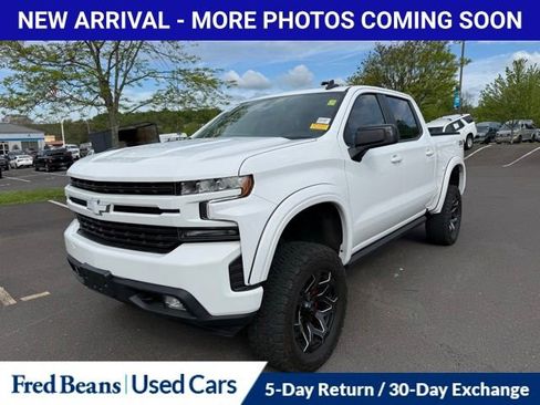 Used 2021 Chevrolet Silverado 1500 RST w/ Convenience Package II AWD/4WD image 3