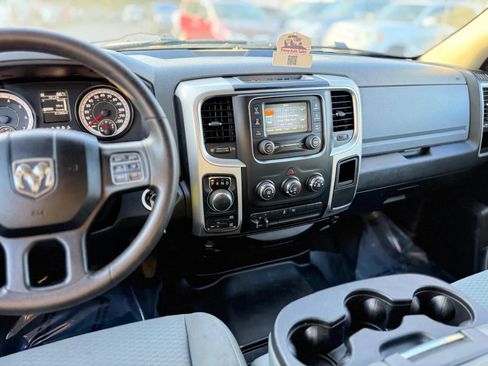 Used 2016 RAM 1500 Classic SLT AWD/4WD image 19