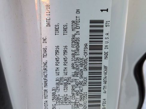 Used 2019 Toyota Tacoma SR w/ SX Package image 29