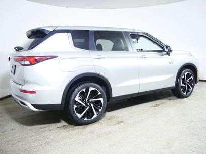 New 2025 Mitsubishi Outlander SE