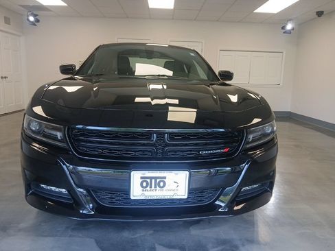 Used 2018 Dodge Charger GT AWD/4WD image 5