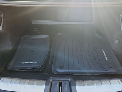 Certified 2025 Porsche Taycan image 28