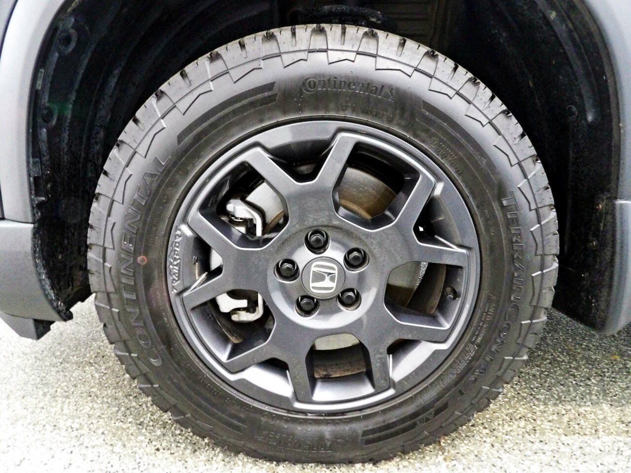 Used 2025 Honda Pilot TrailSport image 20