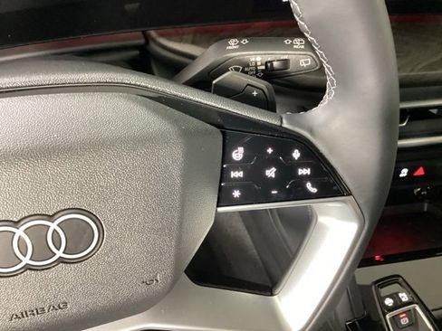 New 2025 Audi Q5 Premium Plus image 32