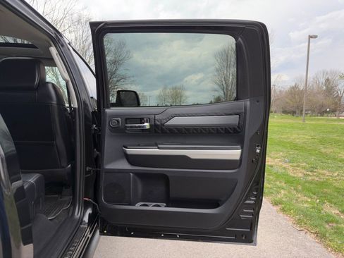 Used 2016 Toyota Tundra Platinum image 30