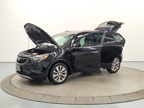 Used 2019 Buick Encore Preferred image 11