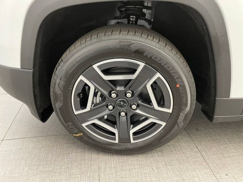 New 2026 Jeep Cherokee Laredo AWD/4WD image 10