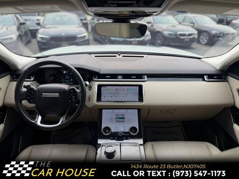 Used 2018 Land Rover Range Rover Velar S AWD/4WD image 27