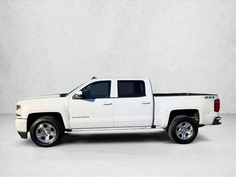 Used 2018 Chevrolet Silverado 1500 LT w/ All Star Edition AWD/4WD image 8