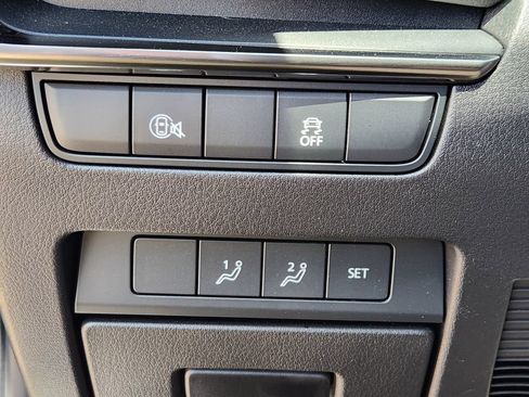 Used 2025 MAZDA MAZDA3 s FWD image 12