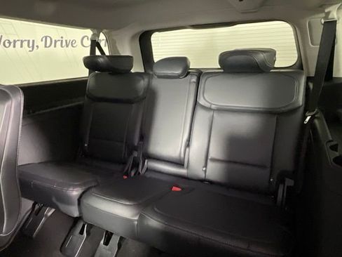 New 2025 Ford Expedition Max Platinum w/ Driver's Package image 17