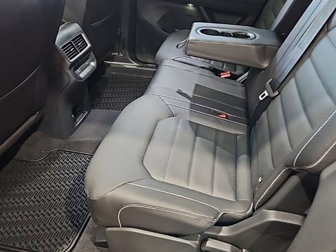 New 2026 Volkswagen Atlas Cross Sport SEL image 23