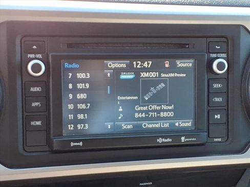 Used 2017 Toyota Tacoma SR5 image 16