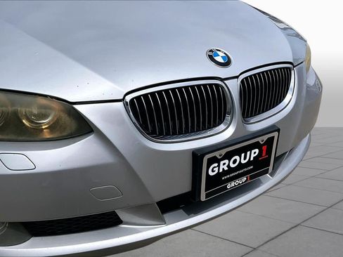 Used 2009 BMW 328i Convertible RWD image 25