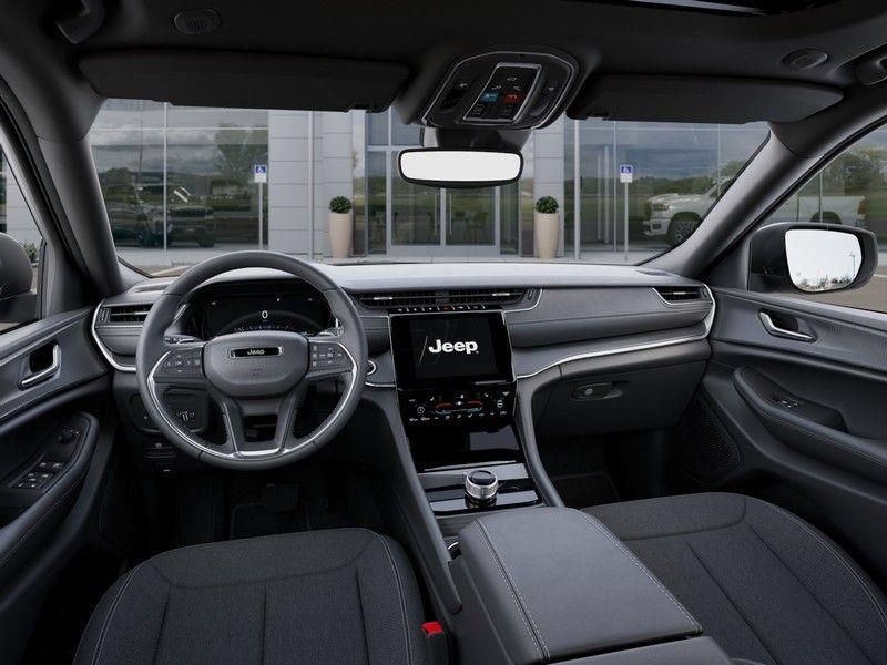 New 2025 Jeep Grand Cherokee Laredo X w/ Luxury Tech Group I AWD/4WD image 14