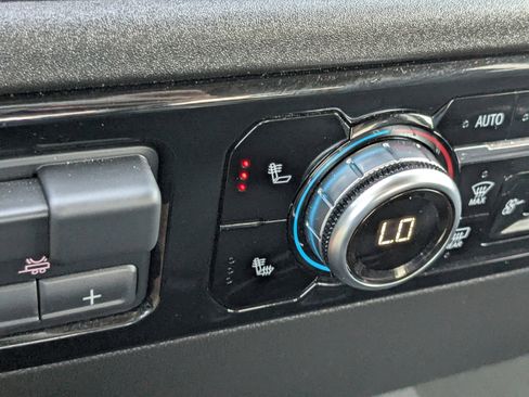 Used 2025 GMC Sierra 2500 SLE w/ SLE Value Package; image 27