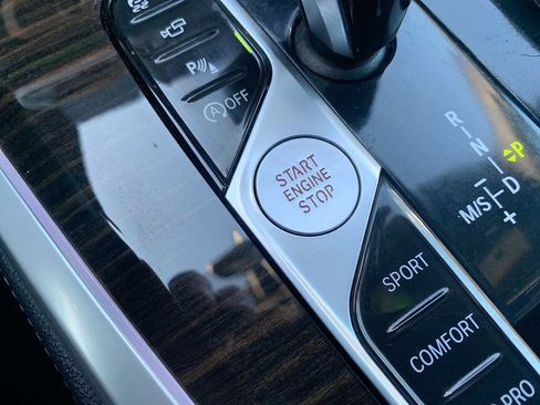 Used 2020 BMW X5 sDrive40i w/ Premium Package image 17