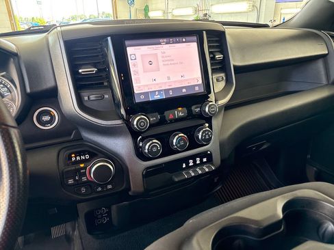 Used 2025 RAM 1500 Warlock AWD/4WD image 35
