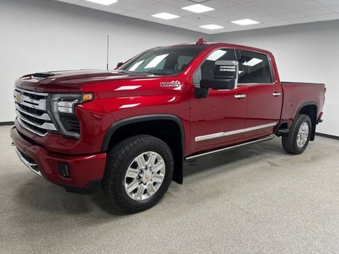 Used 2025 Chevrolet Silverado 3500 High Country w/ High Country Premium Package AWD/4WD image 5