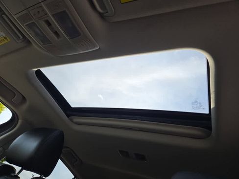 Used 2022 MAZDA CX-9 Touring w/ Touring Premium Package image 23