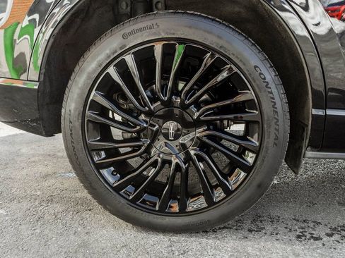 Used 2022 Lincoln Corsair Reserve image 33