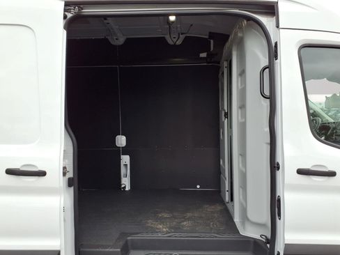 Used 2023 Ford Transit 250 148 High Roof Extended w/ Load Area Protection Package RWD image 11