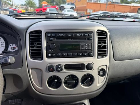 Used 2006 Ford Escape XLT FWD image 24