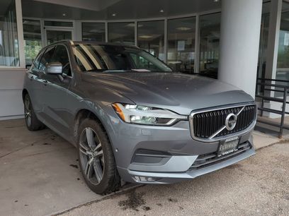 Used 2018 Volvo XC60 T6 Momentum w/ Convenience Package