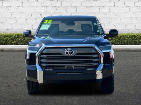 Used 2025 Toyota Tundra Limited AWD/4WD image 9