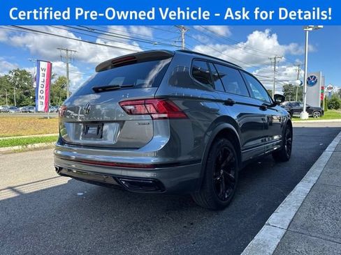 Used 2024 Volkswagen Tiguan SE R-Line AWD/4WD image 8