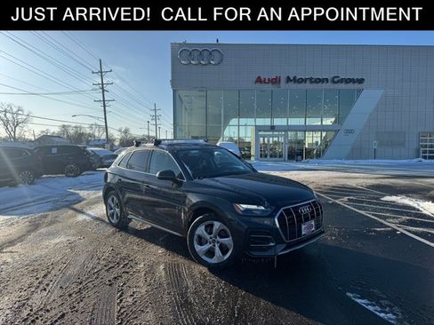 Used 2021 Audi Q5 Premium Plus w/ Premium Plus Package image 1