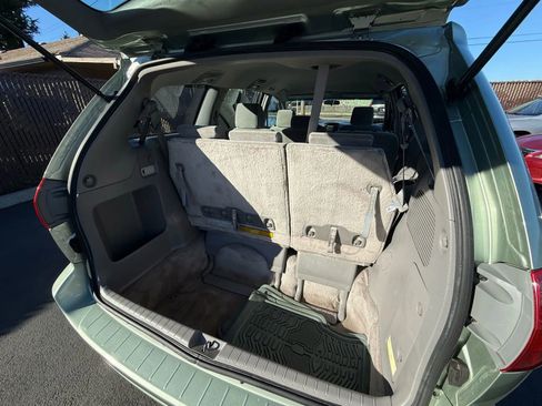 Used 2007 Toyota Sienna LE image 11