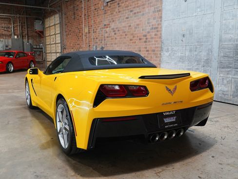 Used 2014 Chevrolet Corvette Stingray Convertible w/ 3LT Preferred Equipment Group RWD image 12