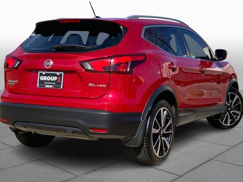 Used 2017 Nissan Rogue Sport SL w/ SL Premium Package image 13