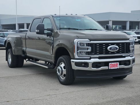 New 2026 Ford F350 Lariat AWD/4WD image 2