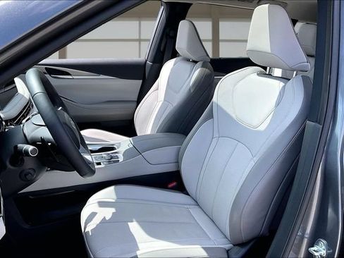 Used 2026 INFINITI QX60 Luxe w/ Cargo Package FWD image 24