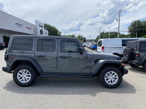 Certified 2023 Jeep Wrangler Unlimited Sport w/ Sun And Sound Package AWD/4WD image 2
