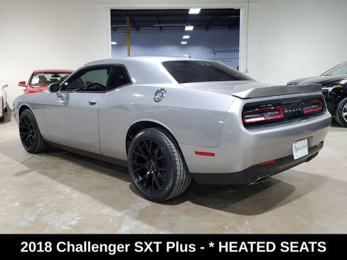 Used 2018 Dodge Challenger SXT Plus RWD image 11