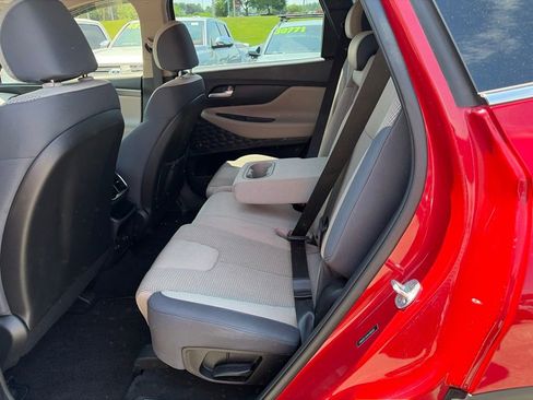 Used 2020 Hyundai Santa Fe SE AWD/4WD image 10