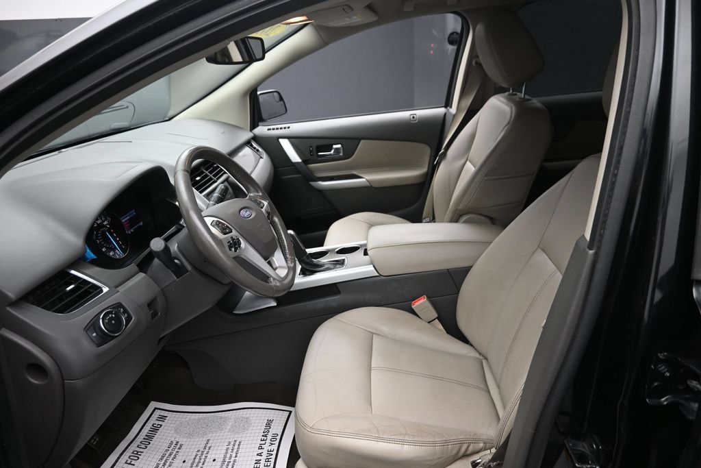 Used 2014 Ford Edge SEL w/ Equipment Group 205A FWD image 9