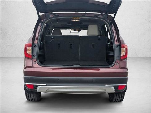 Used 2020 Honda Pilot Touring image 6