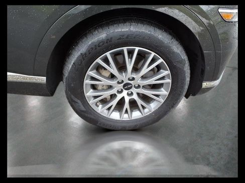 Used 2025 Genesis GV80 2.5T Standard image 10