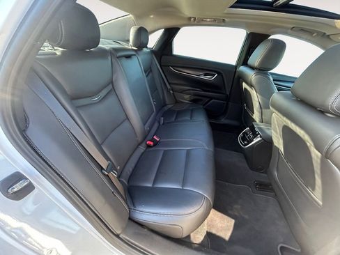 Used 2019 Cadillac XTS Luxury image 11