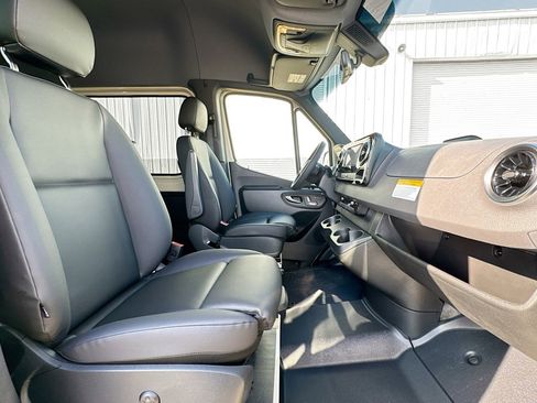 New 2026 Mercedes-Benz Sprinter 2500 image 23