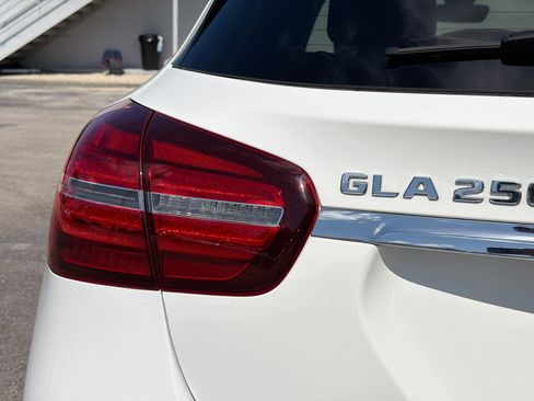 Used 2019 Mercedes-Benz GLA 250 image 10