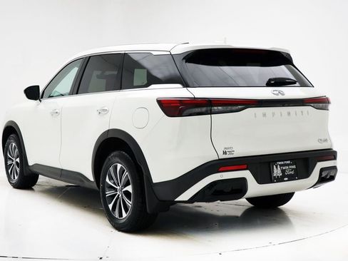Used 2023 INFINITI QX60 Pure image 6